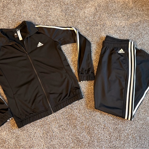 Adidas Black Jacket with White Logo Track Suit - Picture 12 of 12